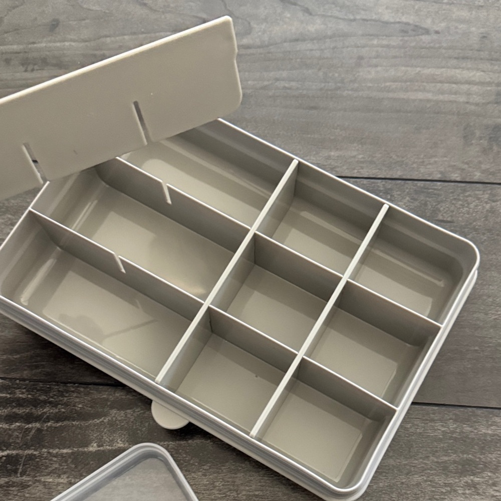Clear Storage Organizer - Picture 3 of 6
